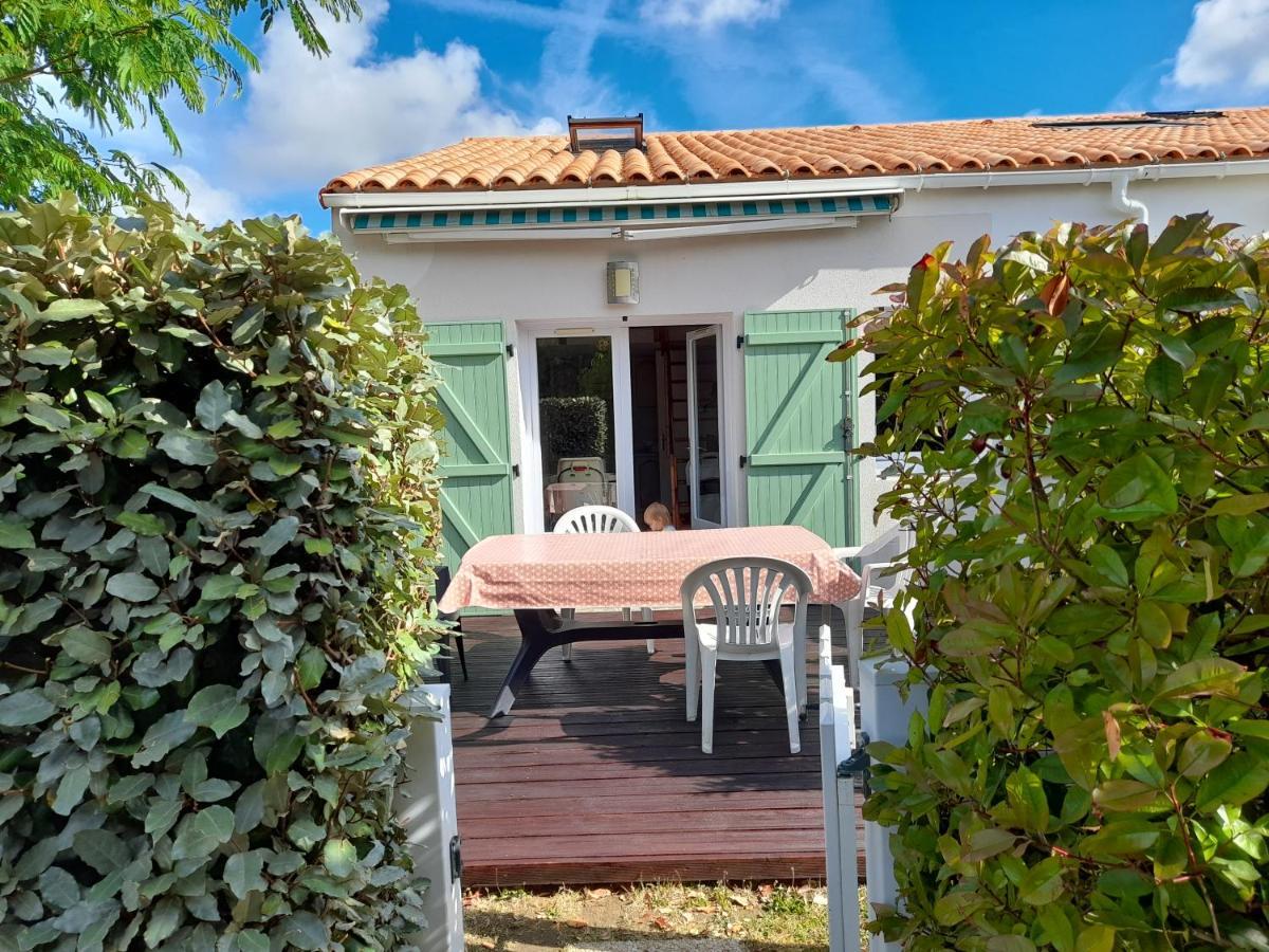 Maisonnette A Deux Pas De La Plage Dans Residence Calme La Tranche-sur-Mer Exterior photo